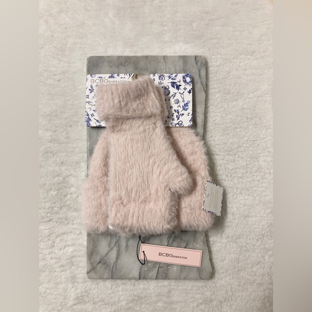 BCBGeneration Toque Mitts Set Pink New Fingerless Mitts
